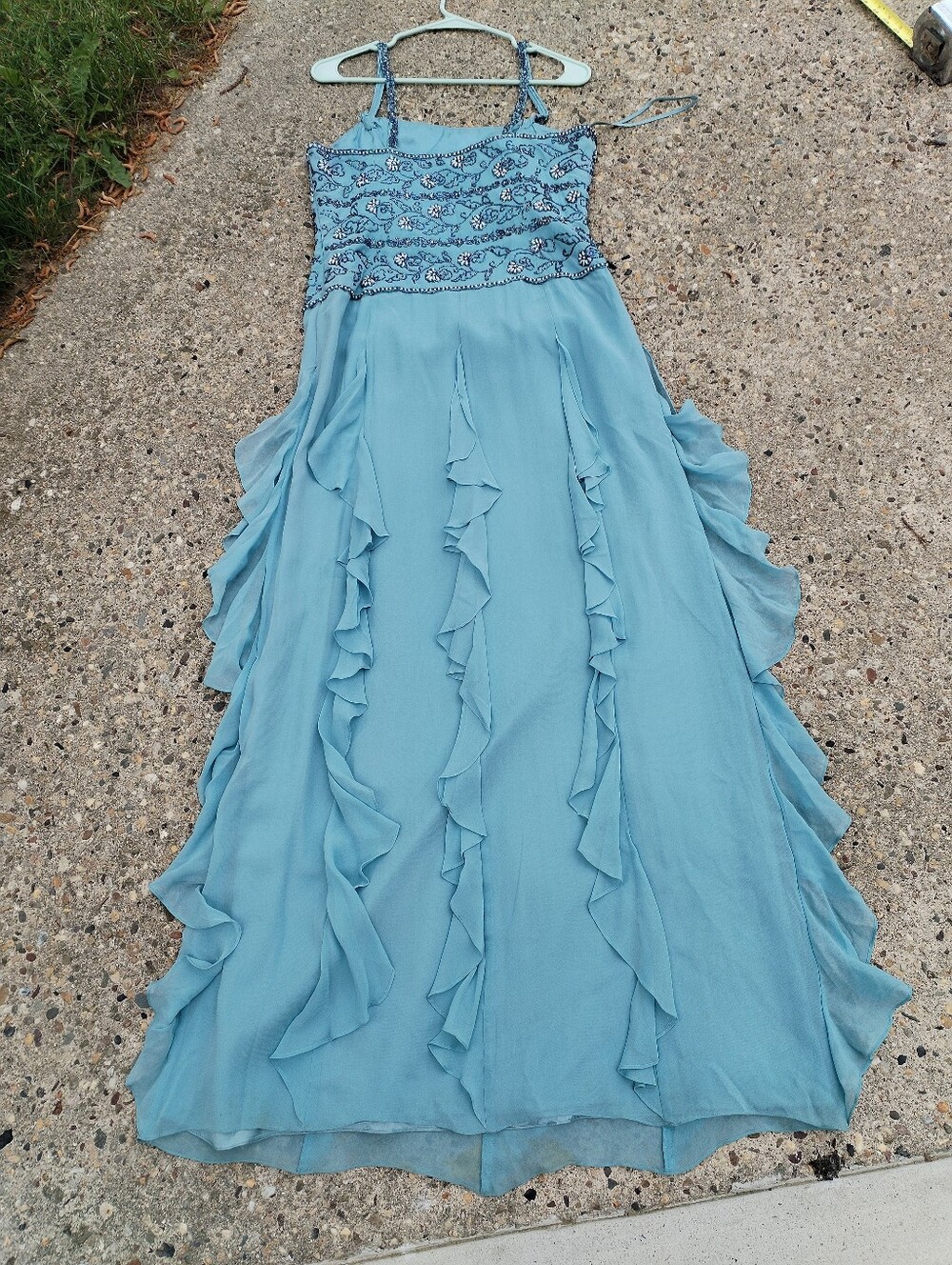 Gilar 100% Silk Blue Beaded Ruffle Evening Dress Size size 10 Stained on Bottom